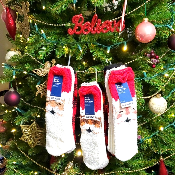 NWT: OLD NAVY SOCKS: WOMENS 3-PK. COZY HOLIDAY (YOUR CHOICE) - Picture 2 of 9